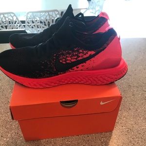 Like new Nike Epic React Flyknit 2